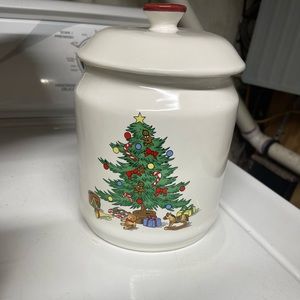 Christmas cookie jar